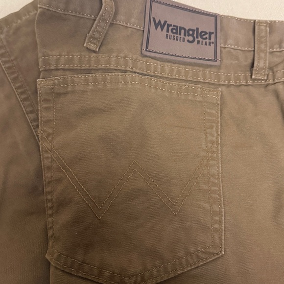 Wrangler Rugged Wear - Picture 2 of 5